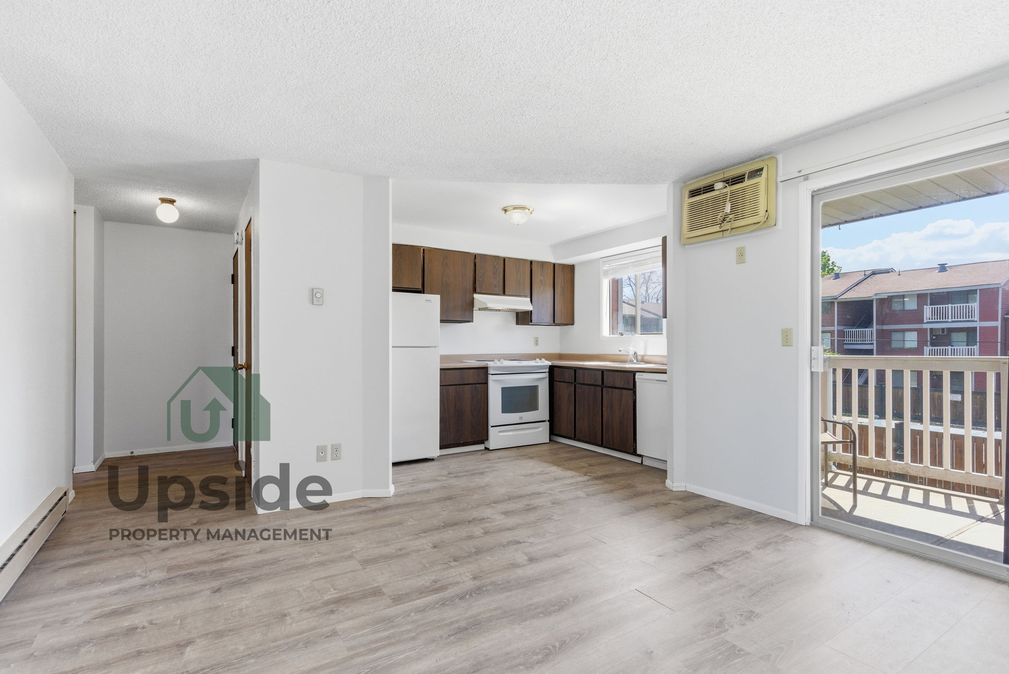 10211 East Main Avenue - 9